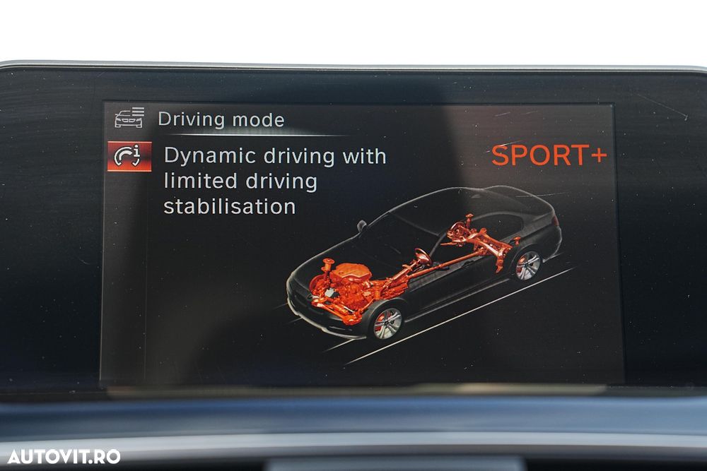 BMW Seria 3 320d Aut. Sport Line - 32
