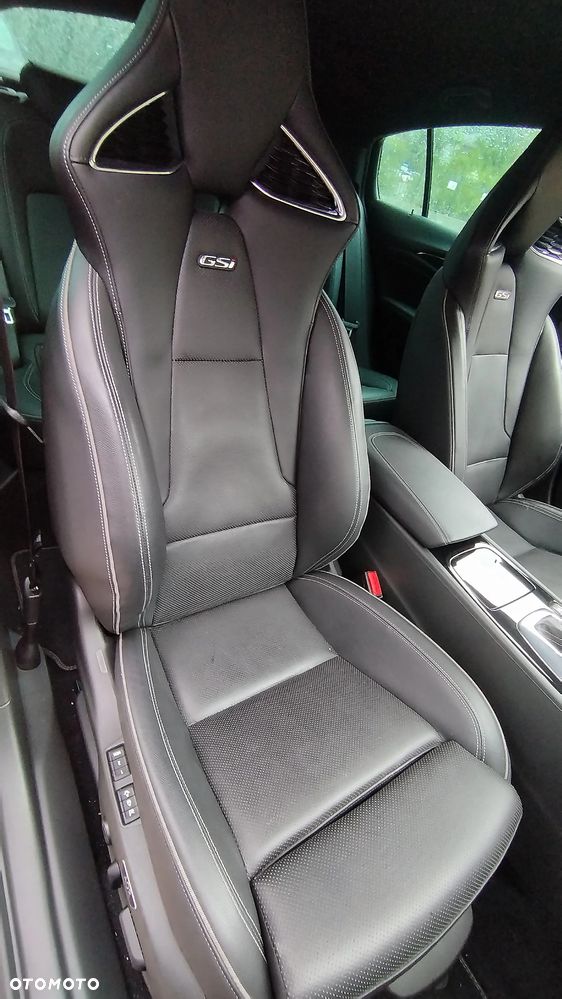 Opel Insignia 2.0 CDTI 4x4 GSi S&S - 6