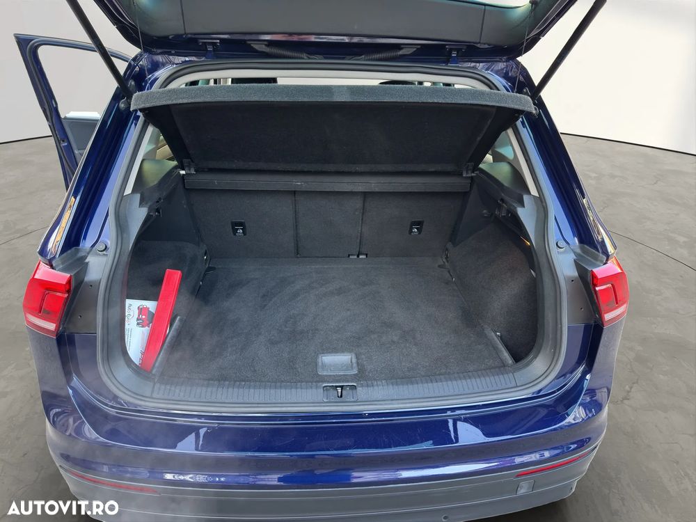 Volkswagen Tiguan 2.0 TDI 4Mot Comfortline - 20
