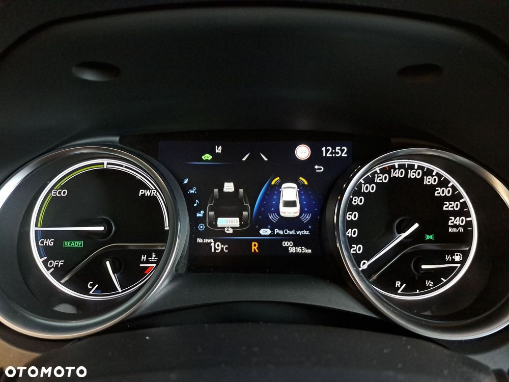 Toyota Camry 2.5 Hybrid Comfort CVT - 33