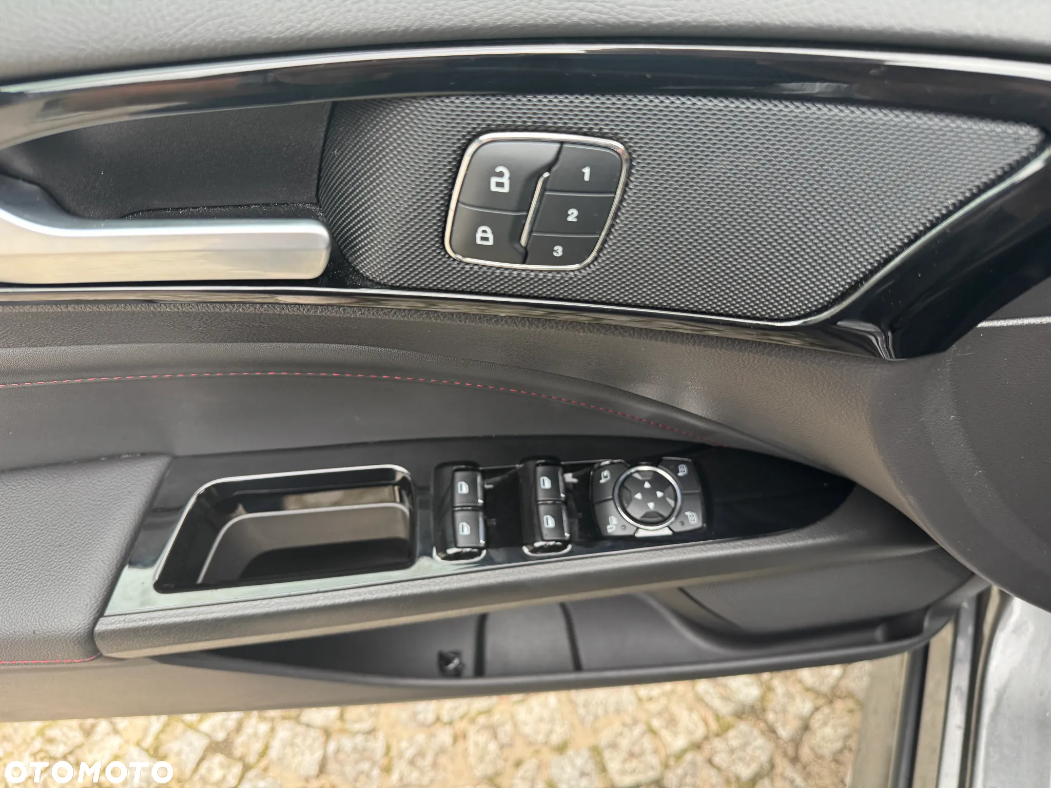 Ford Mondeo 1.5 EcoBoost ST-Line X - 21