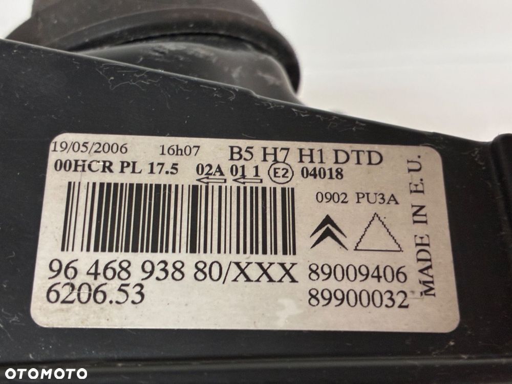 CITROEN C4 I MK1 LAMPA PRZÓD PRZEDNIA PRAWA  EUROPA 9646893880 - 3