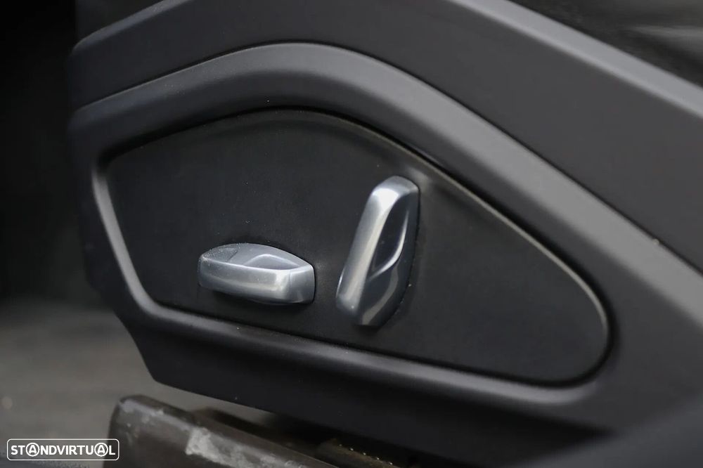 Porsche Panamera Sport Turismo 4 E-Hybrid - 6