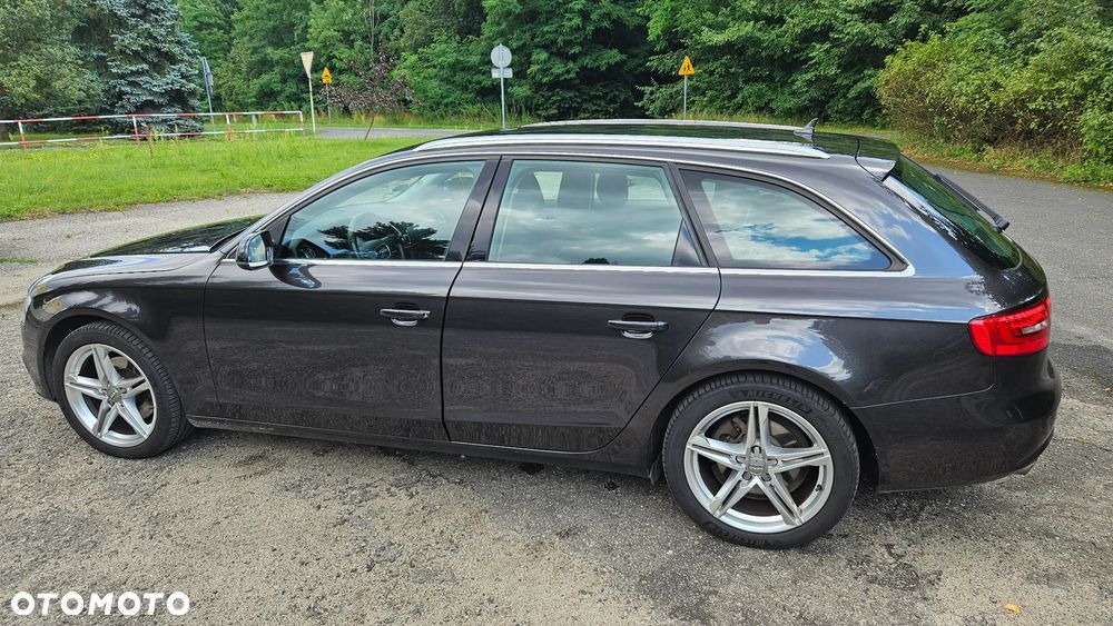 Audi A4 Avant 2.0 TDI - 8