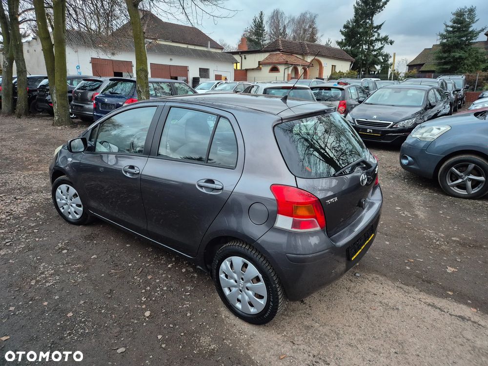 Toyota Yaris 1.33 VVT-i Sol - 9