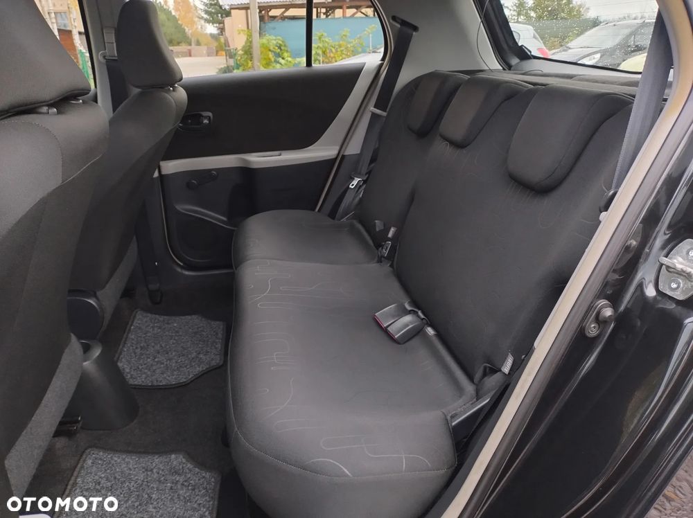 Toyota Yaris 1.33 Active - 18