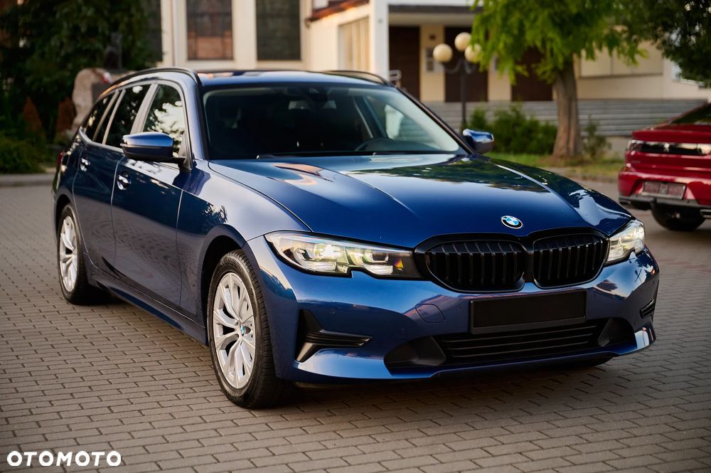 BMW Seria 3 - 16