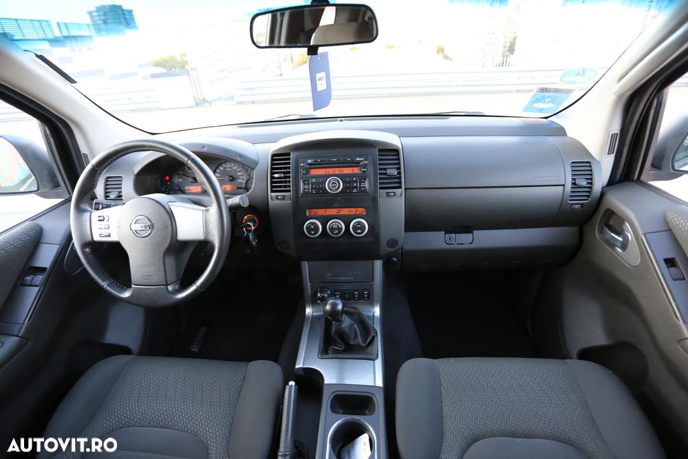 Nissan Navara 2.5 dCi 4X4 King Cab XE - 6