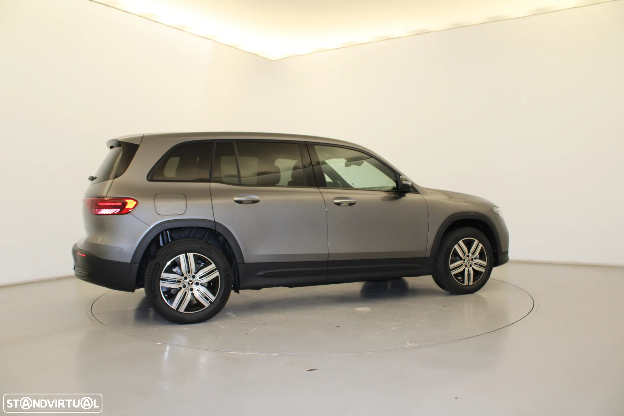 Mercedes-Benz EQB 250+ Edition - 5