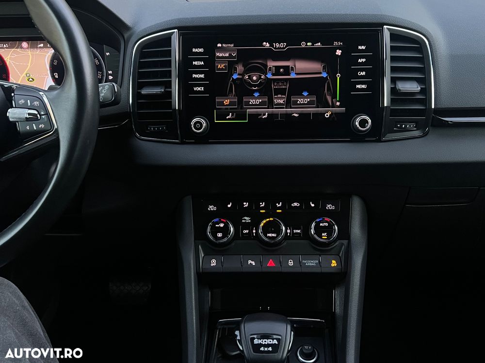 Skoda Karoq 2.0 TDI SCR 4x4 DSG Style - 18