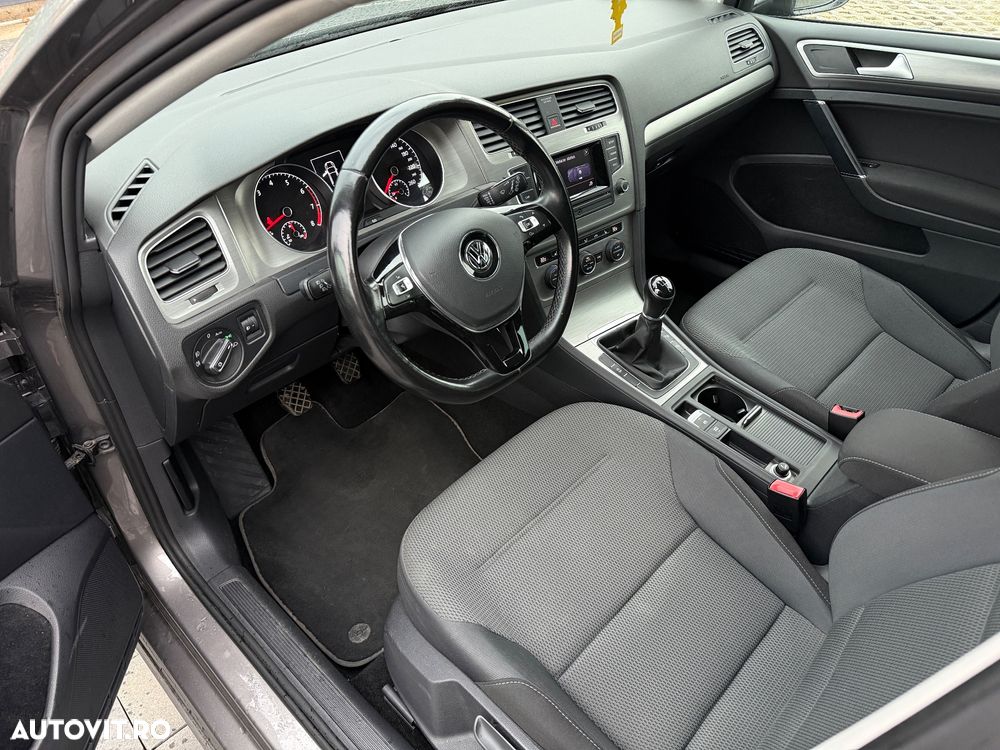 Volkswagen Golf 1.2 TSI BMT Comfortline - 6