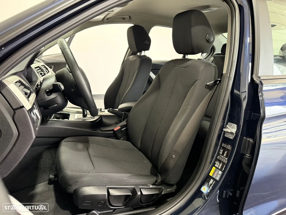 BMW 330 e iPerformance Advantage - 38