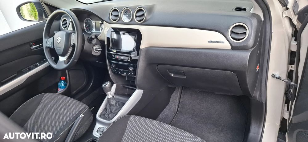 Suzuki Vitara 1.6 DDIS 4X4 Spirit - 8