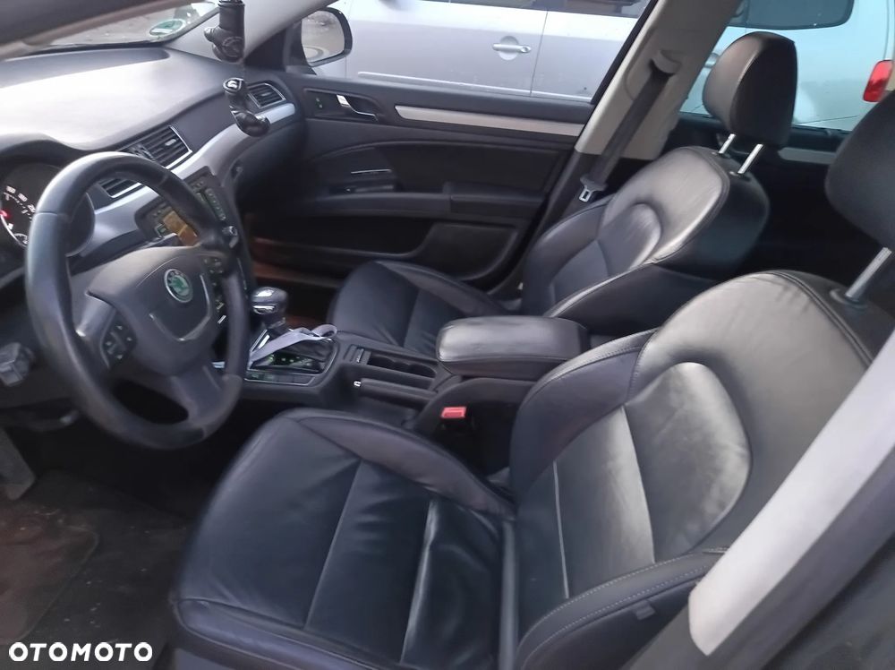 Skoda Superb 2.0 TDI Platinum DSG - 12