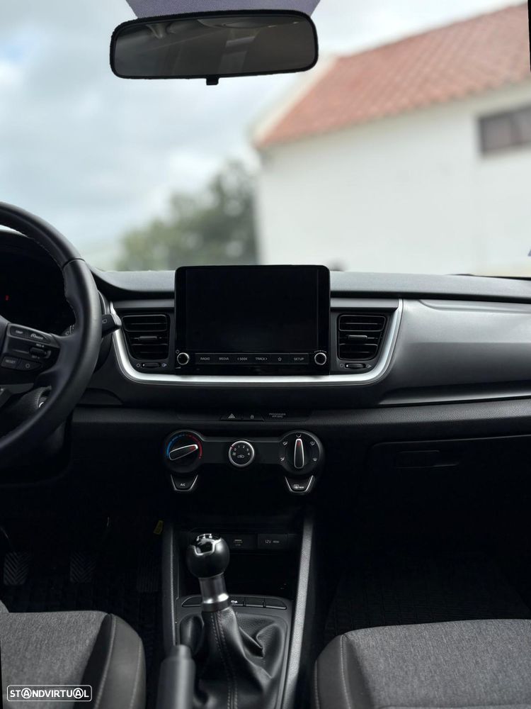 Kia Stonic 1.2 Dynamic - 13