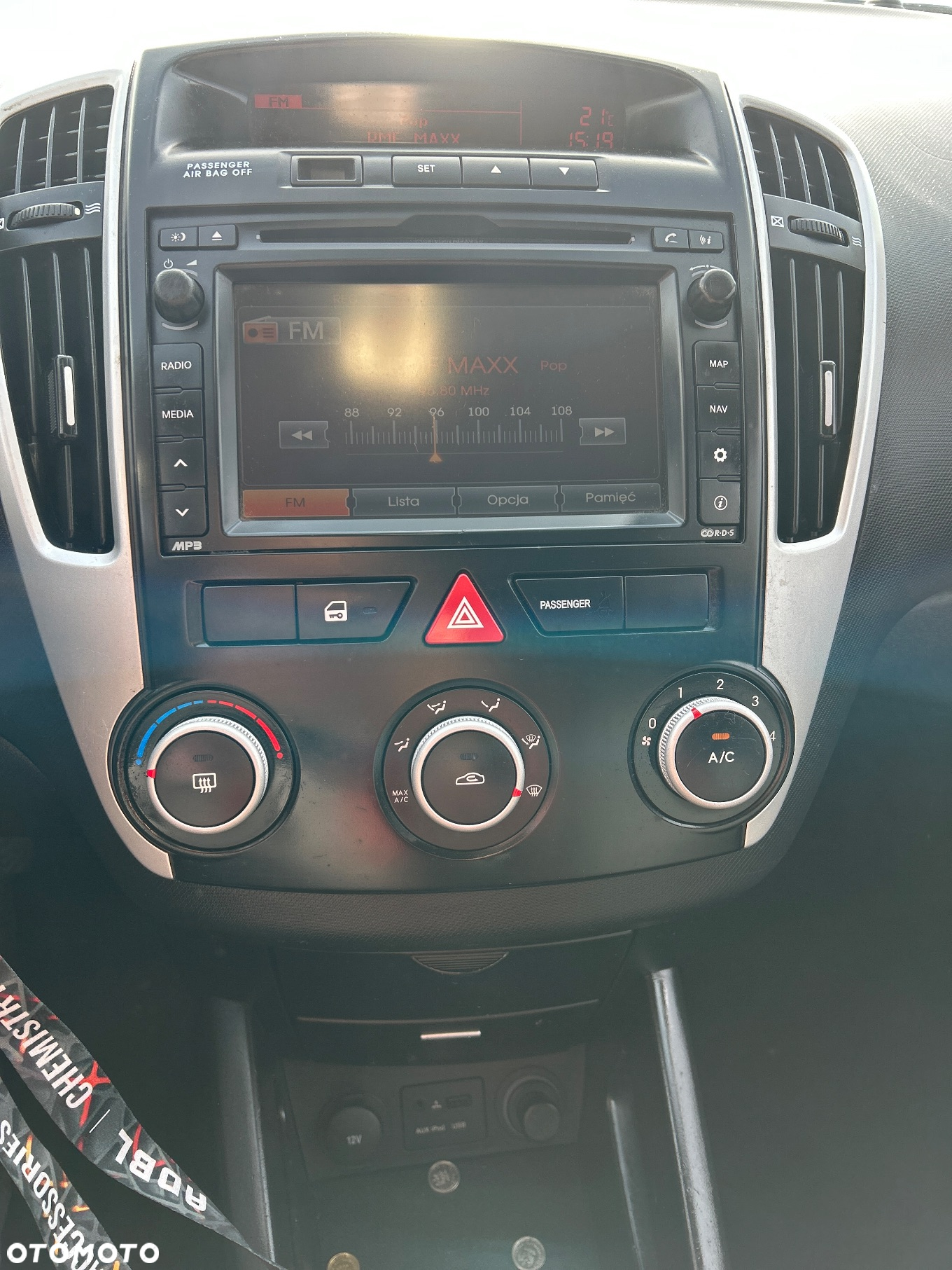 Kia Ceed - 16