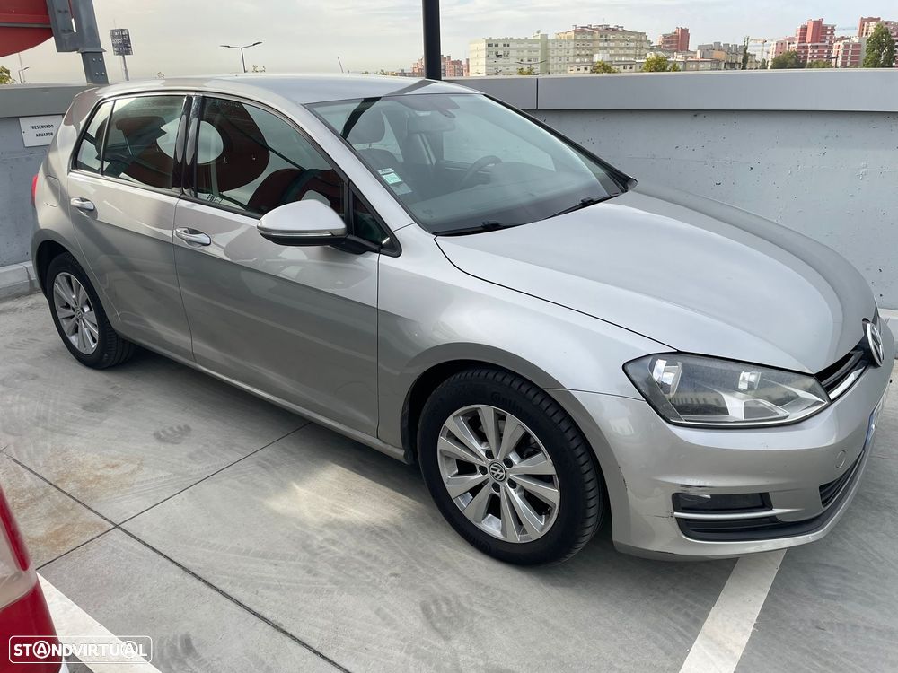 VW Golf 1.6 TDi Confortline - 4