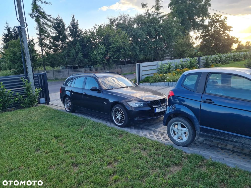 BMW 3 Series 2006 photo 2