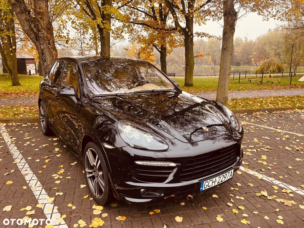 Porsche Cayenne GTS - 1
