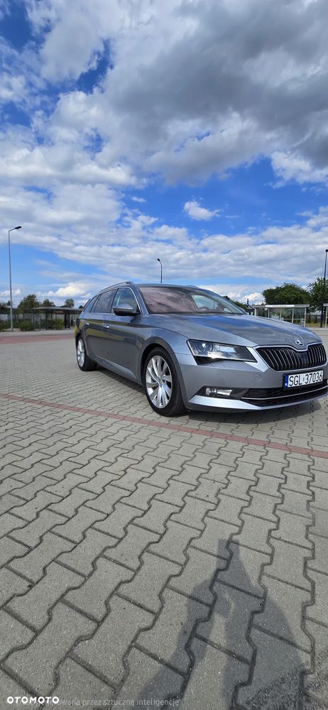 Skoda Superb 2.0 TDI 4x4 Style DSG - 6
