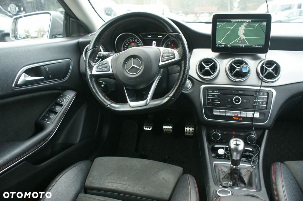 Mercedes-Benz CLA - 14