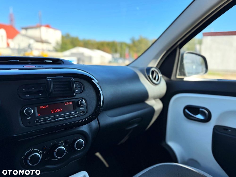 Renault Twingo SCe 70 EDC LIMITED 2018 - 18