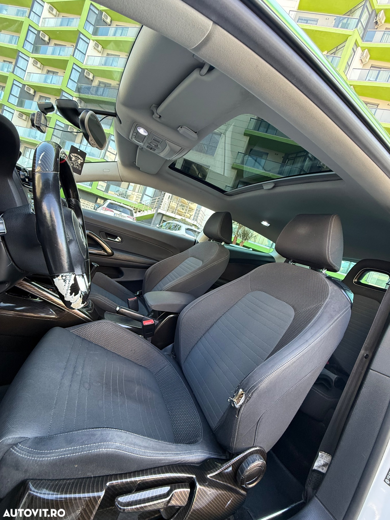Volkswagen Scirocco 2.0 TDI - 9
