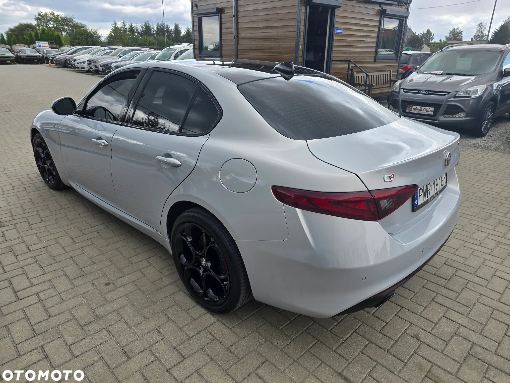 Alfa Romeo Giulia - 5
