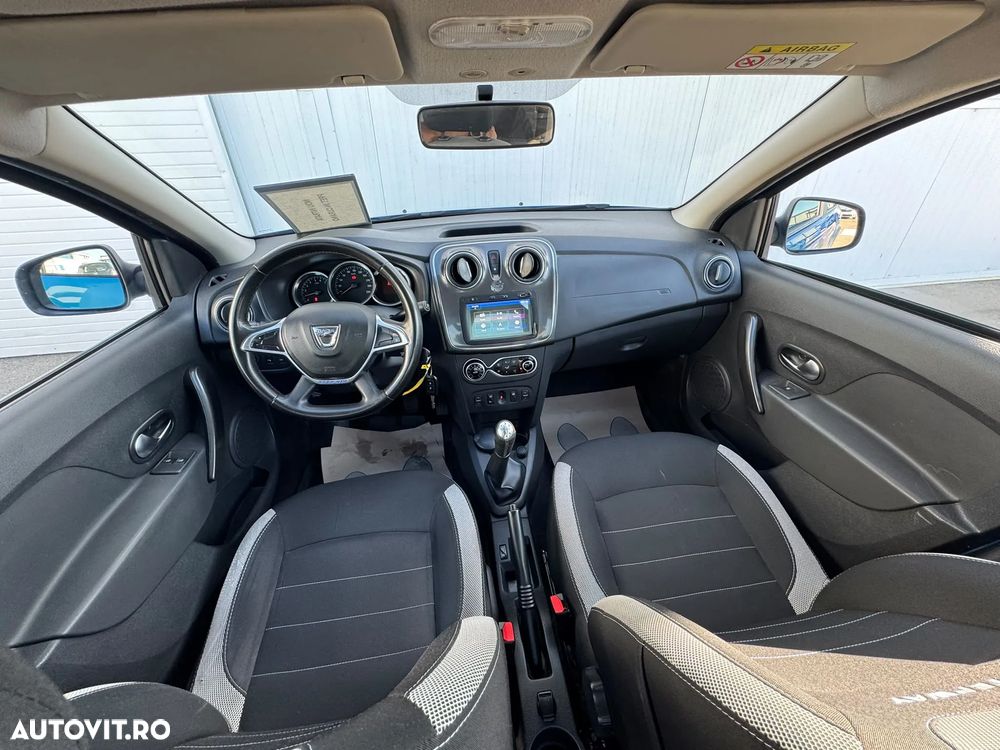 Dacia Logan Stepway 0.9 TCe - 10