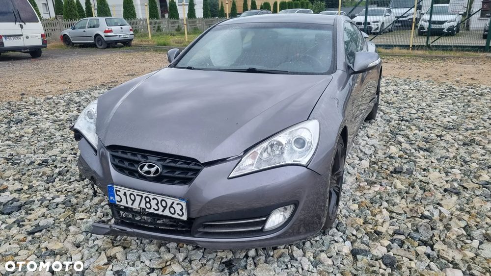 Hyundai Genesis - 5