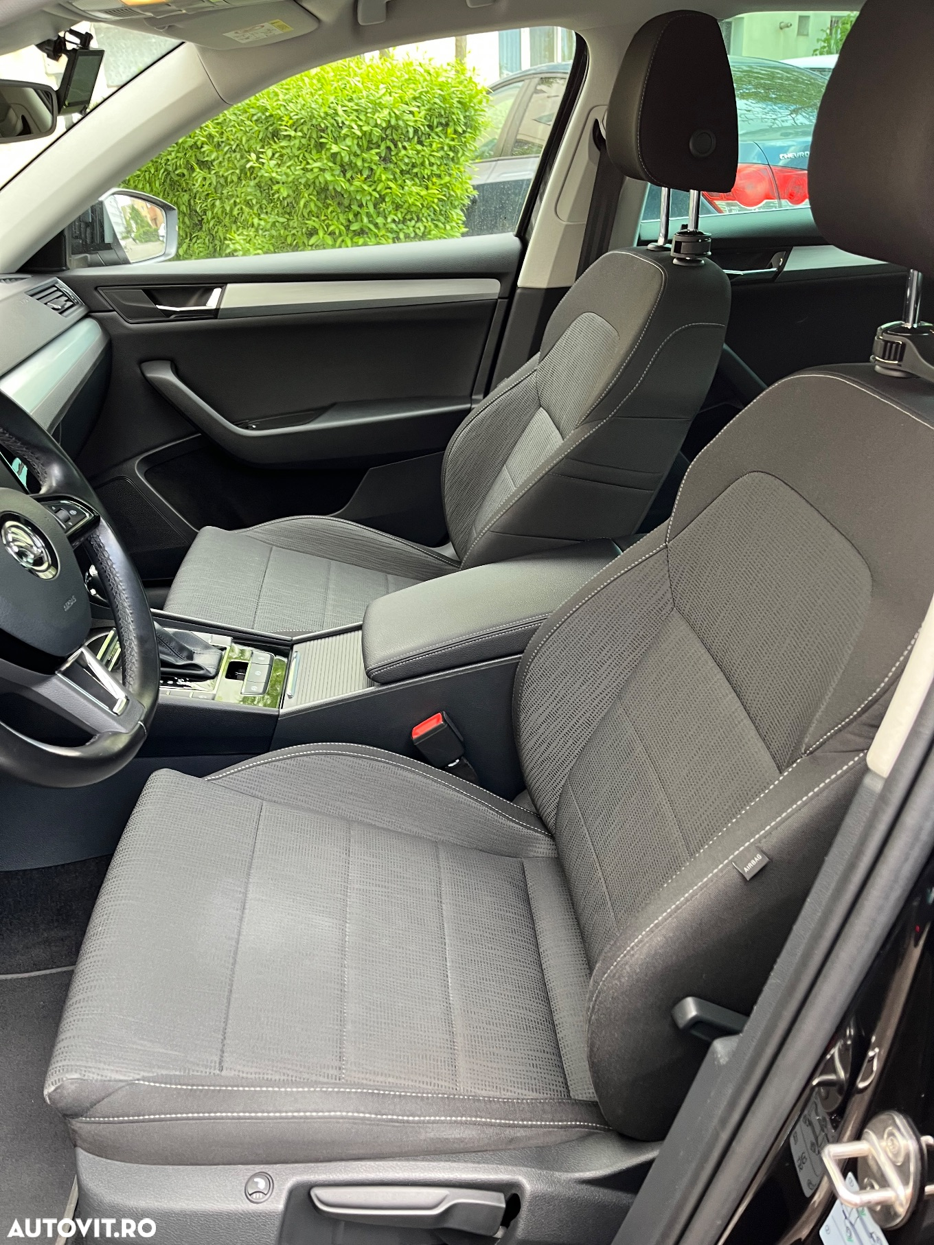Skoda Superb 2.0 TDI DSG Ambition - 17
