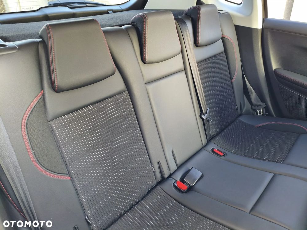 Peugeot 2008 PureTech 110 Stop&Start EAT6 GT-Line Edition - 25