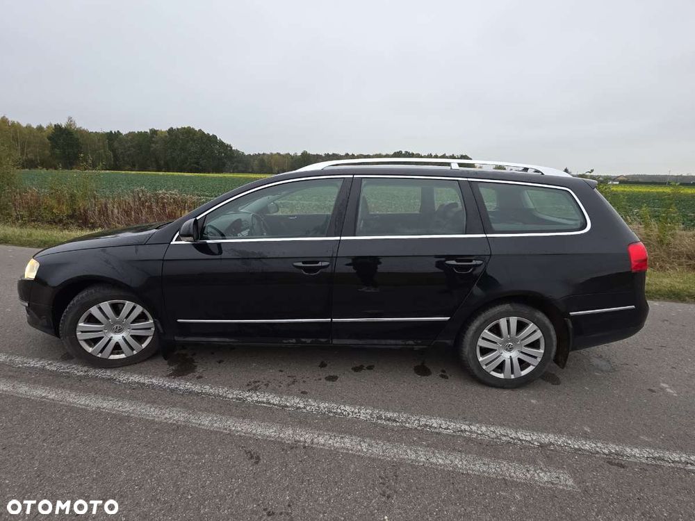 Volkswagen Passat - 4