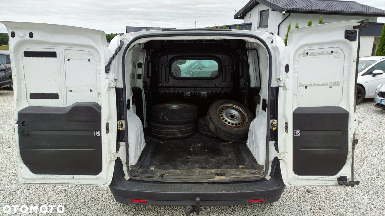 Opel Combo - 8