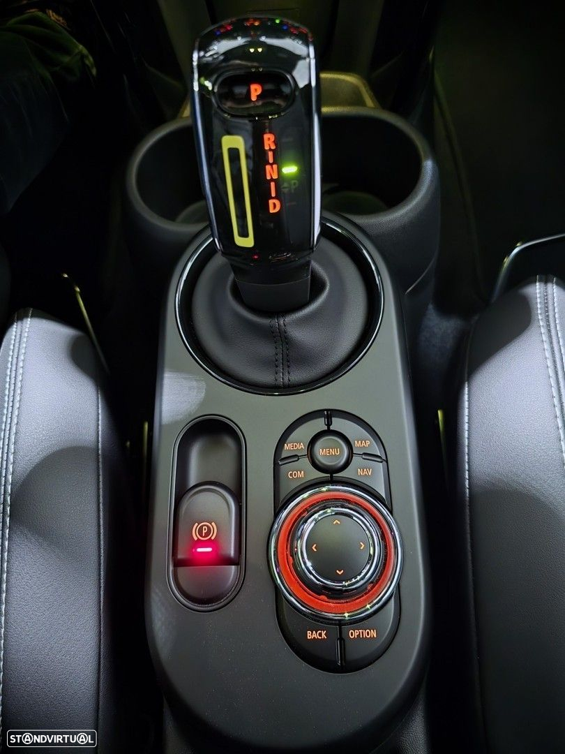 MINI 3 Portas Cooper SE - 22