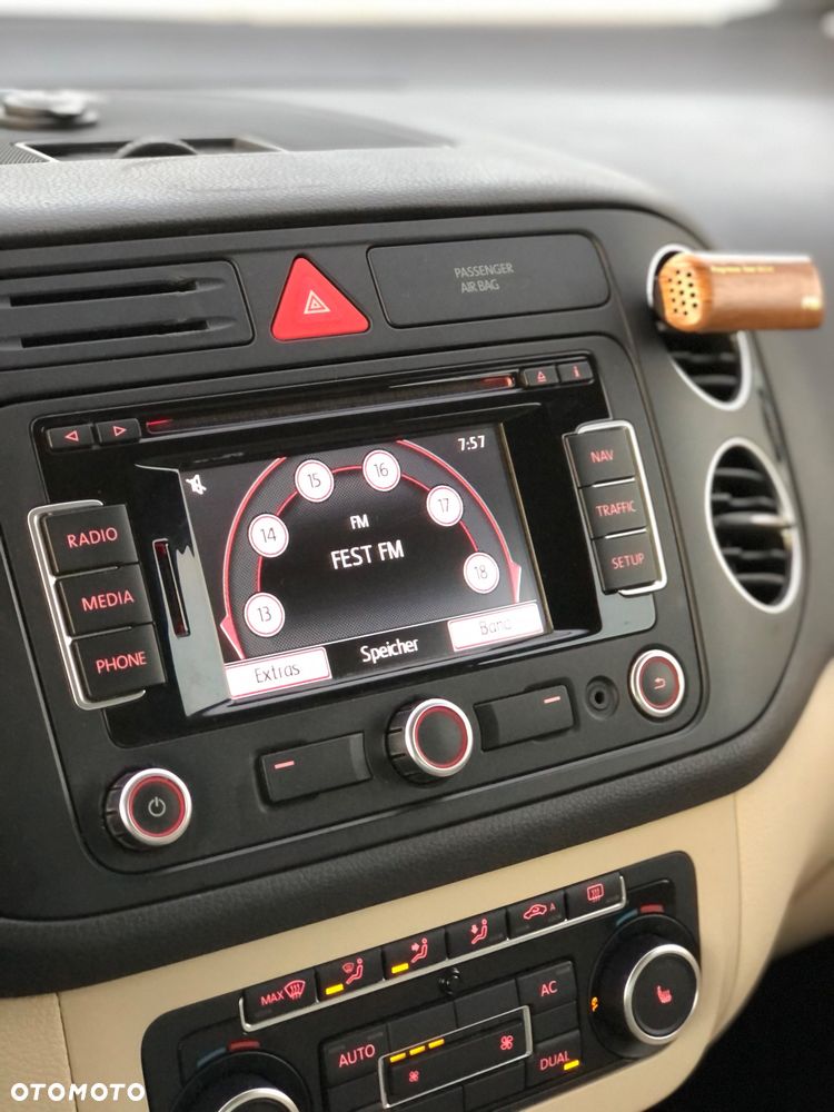 Volkswagen Golf Plus 1.6 TDI DPF DSG Highline - 33