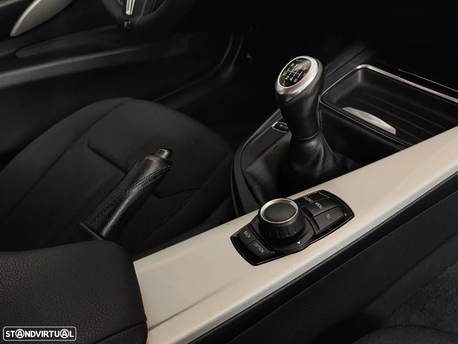 BMW 318 d Touring - 29