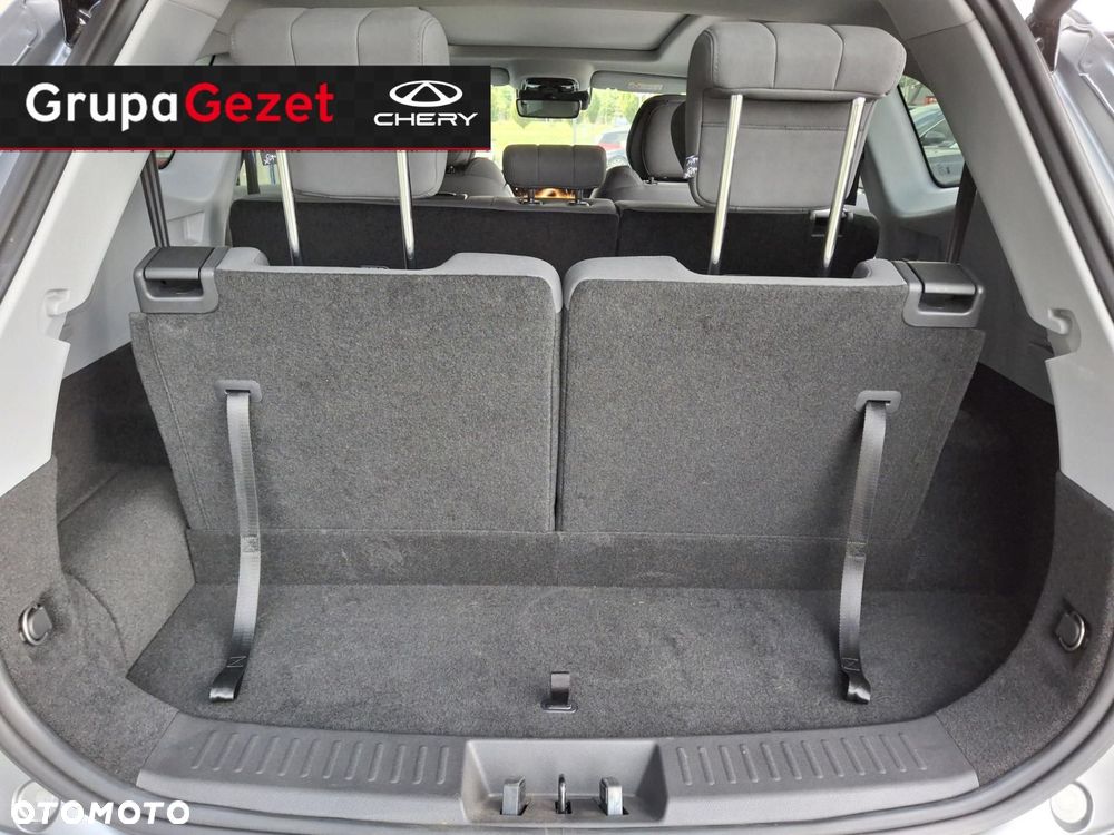 Chery Tiggo 8 1.5 T-GDI Super Hybrid Prestige DCT - 16