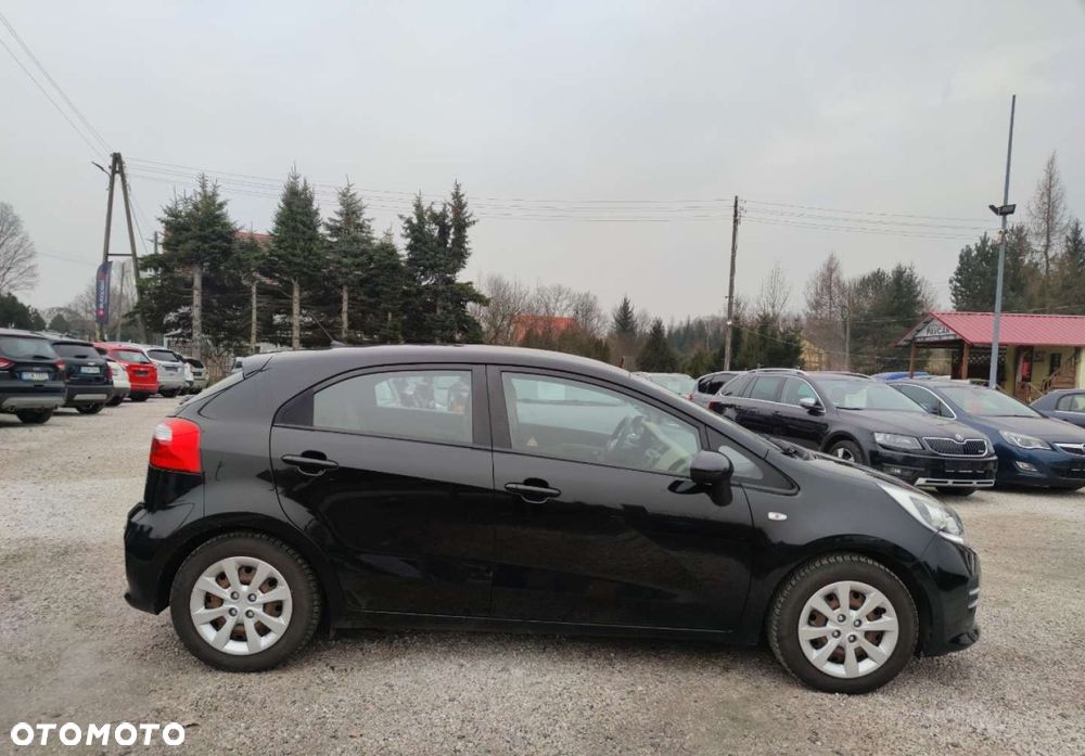 Kia Rio - 6