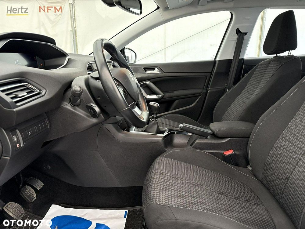 Peugeot 308 - 13