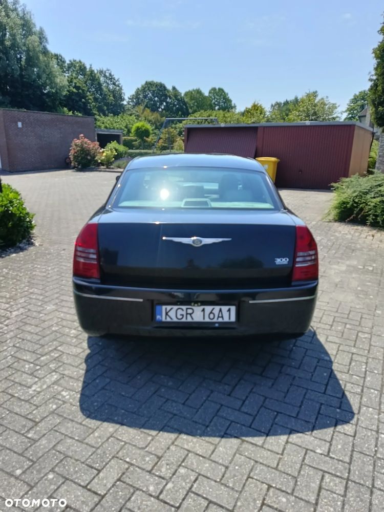 Chrysler 300C 3.5 V6 - 3