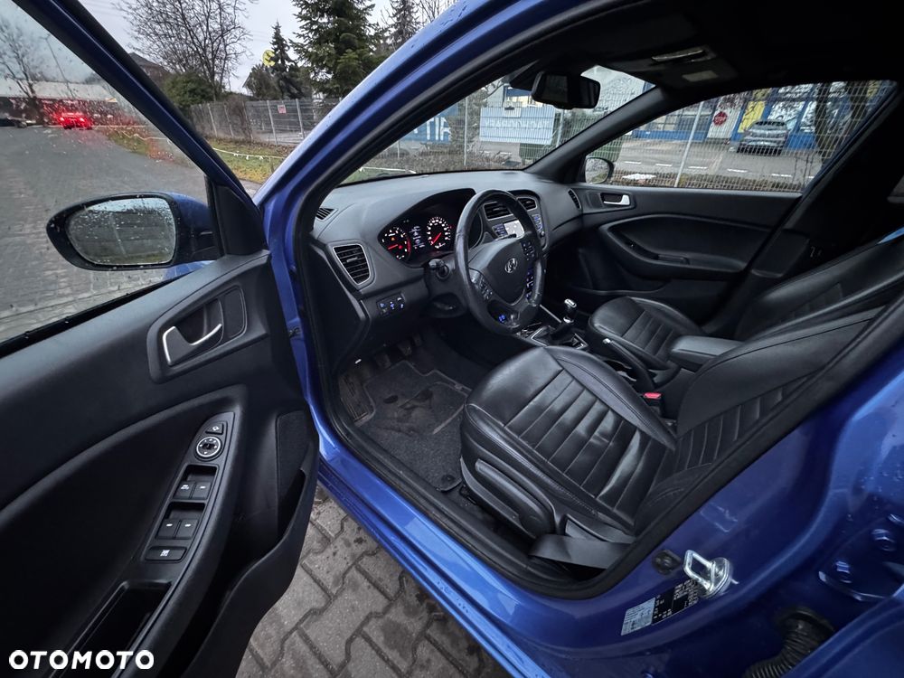Hyundai i20 - 14