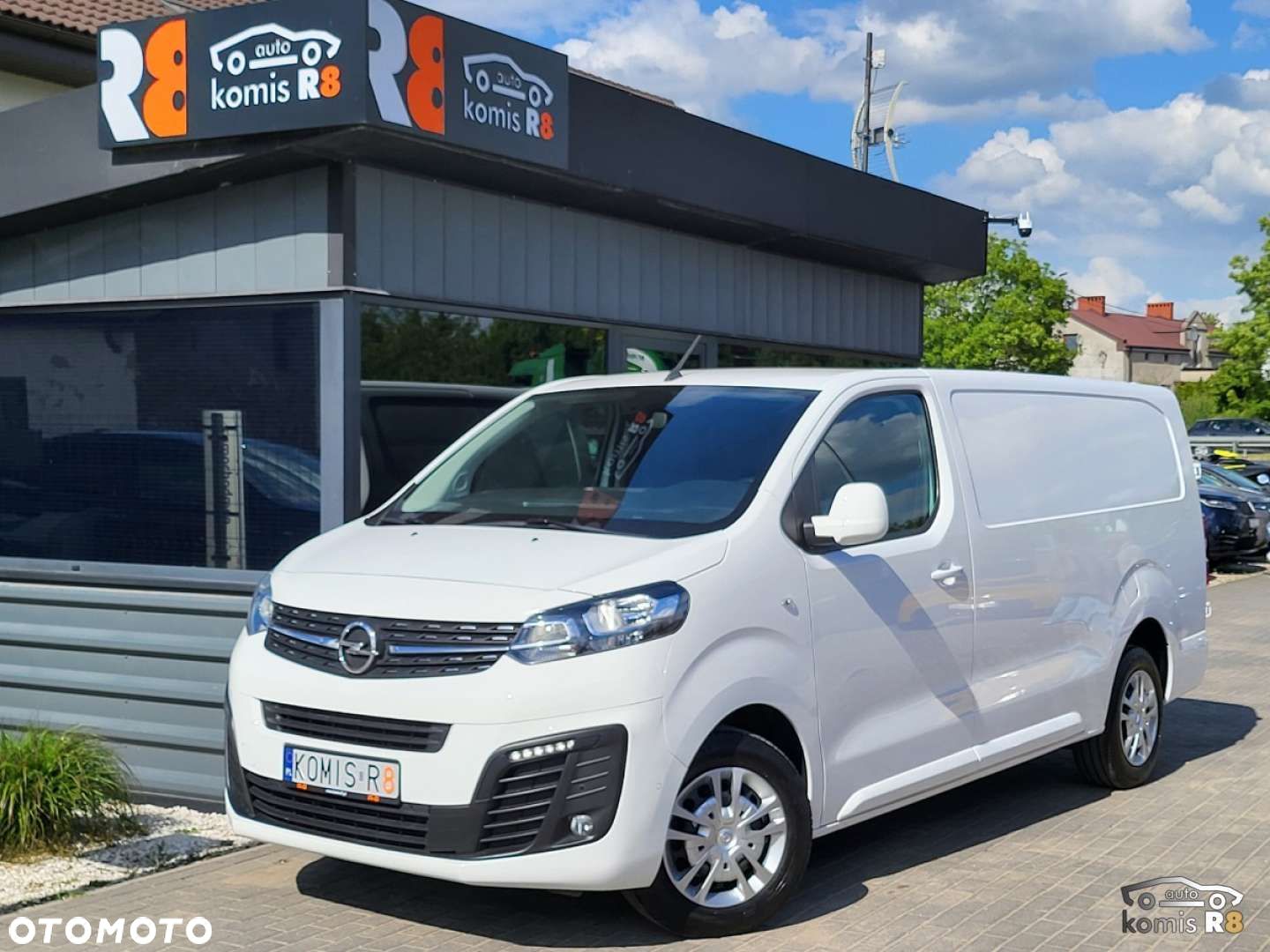 Opel Vivaro - 1
