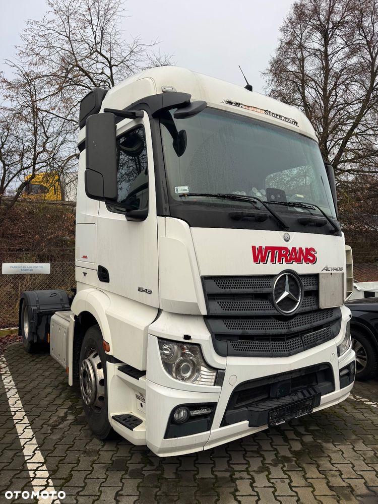 Mercedes-Benz Actros - 2