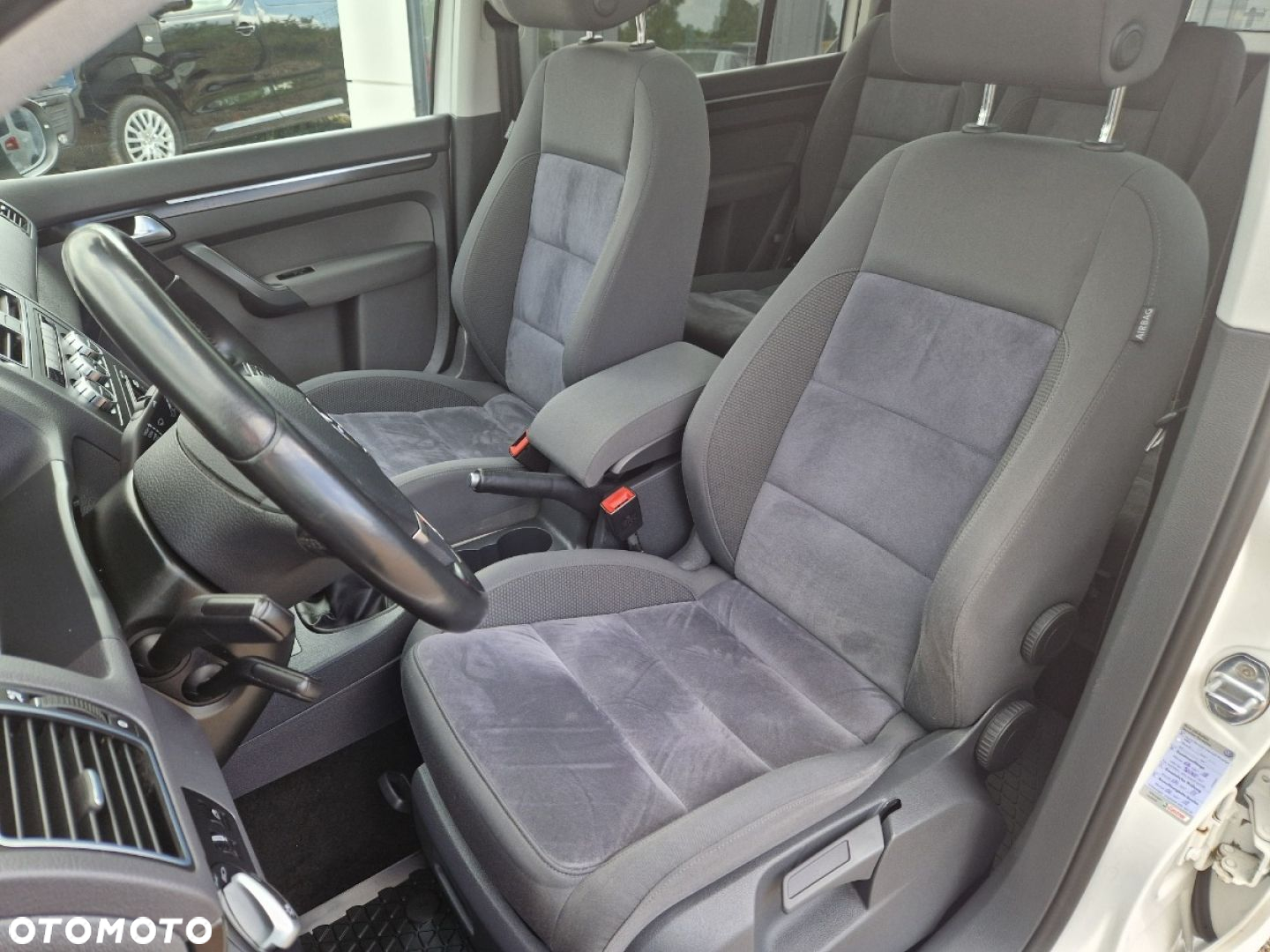 Volkswagen Touran 1.4 TSI Highline - 10