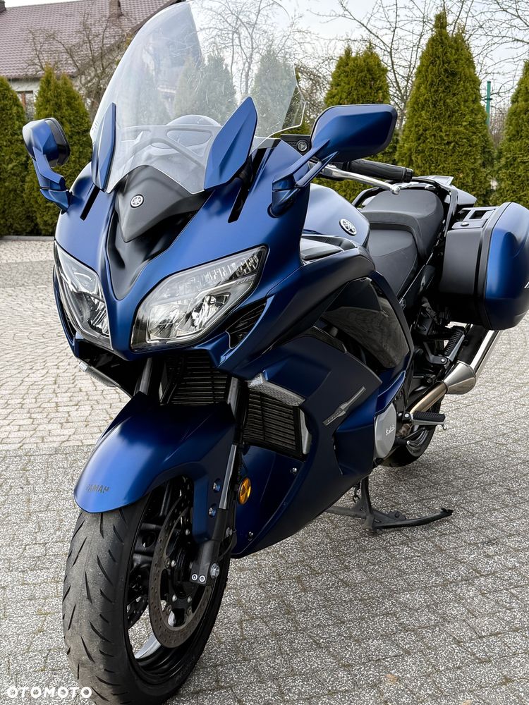 Yamaha FJR - 1