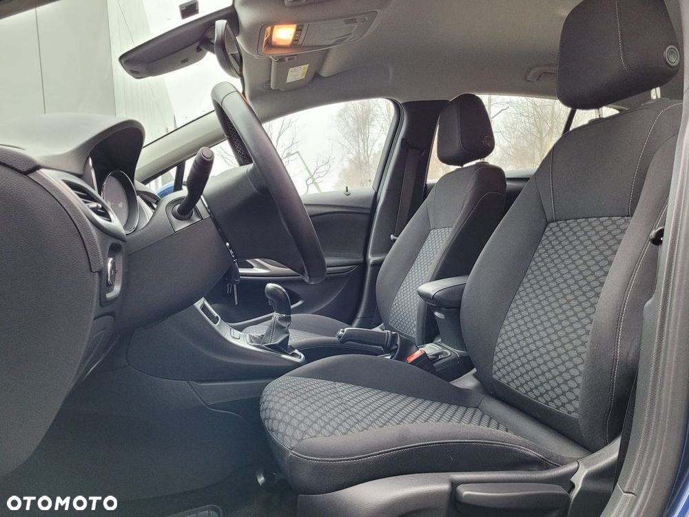 Opel Astra 1.2 T S&S - 9