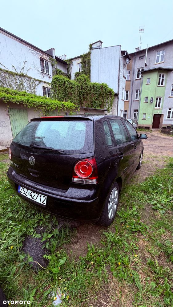 Volkswagen Polo - 4