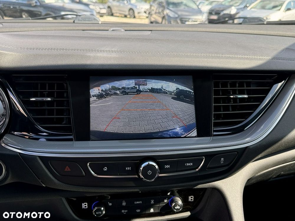 Opel Insignia - 33