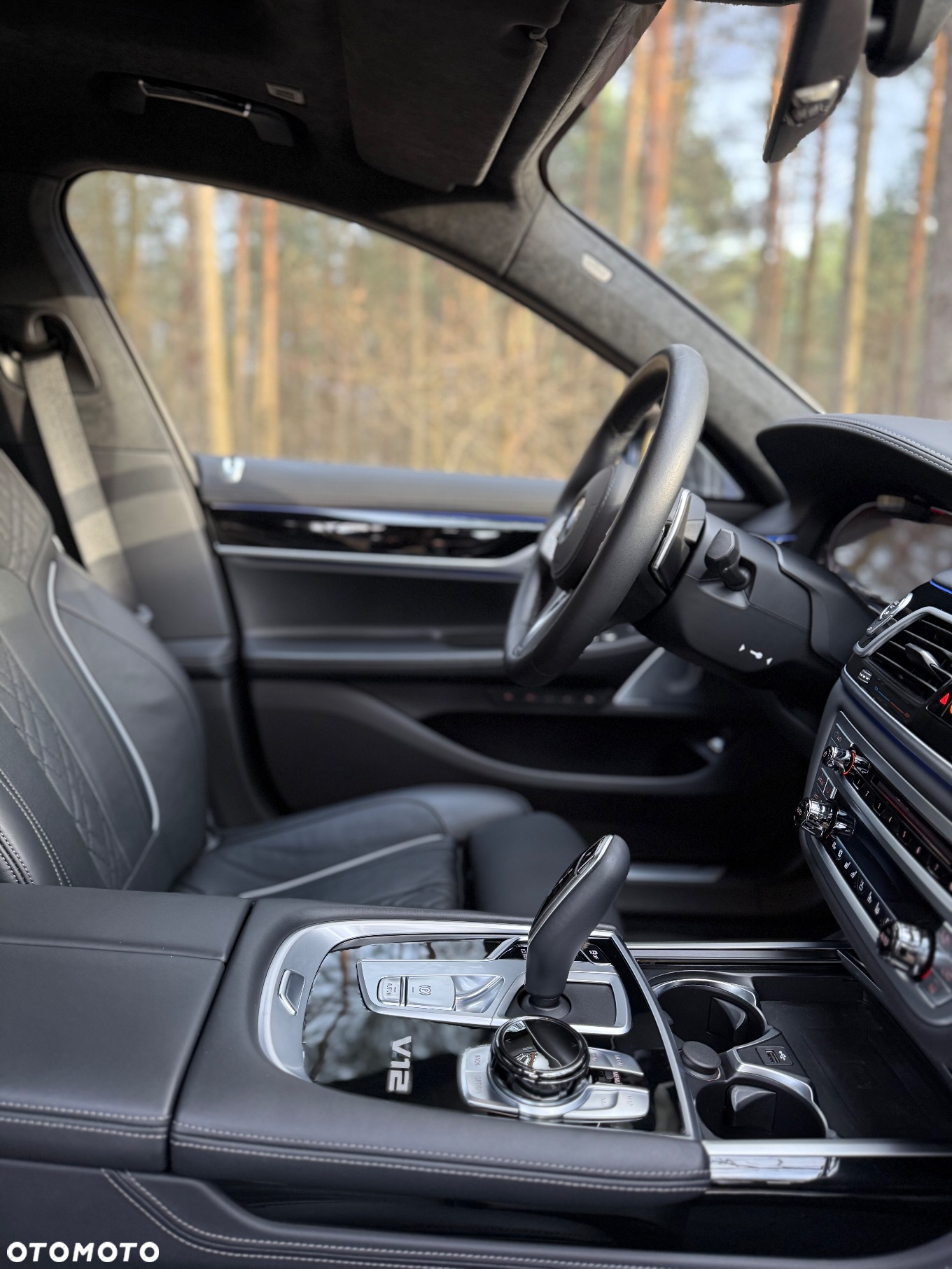 BMW Seria 7 M760Li xDrive - 26